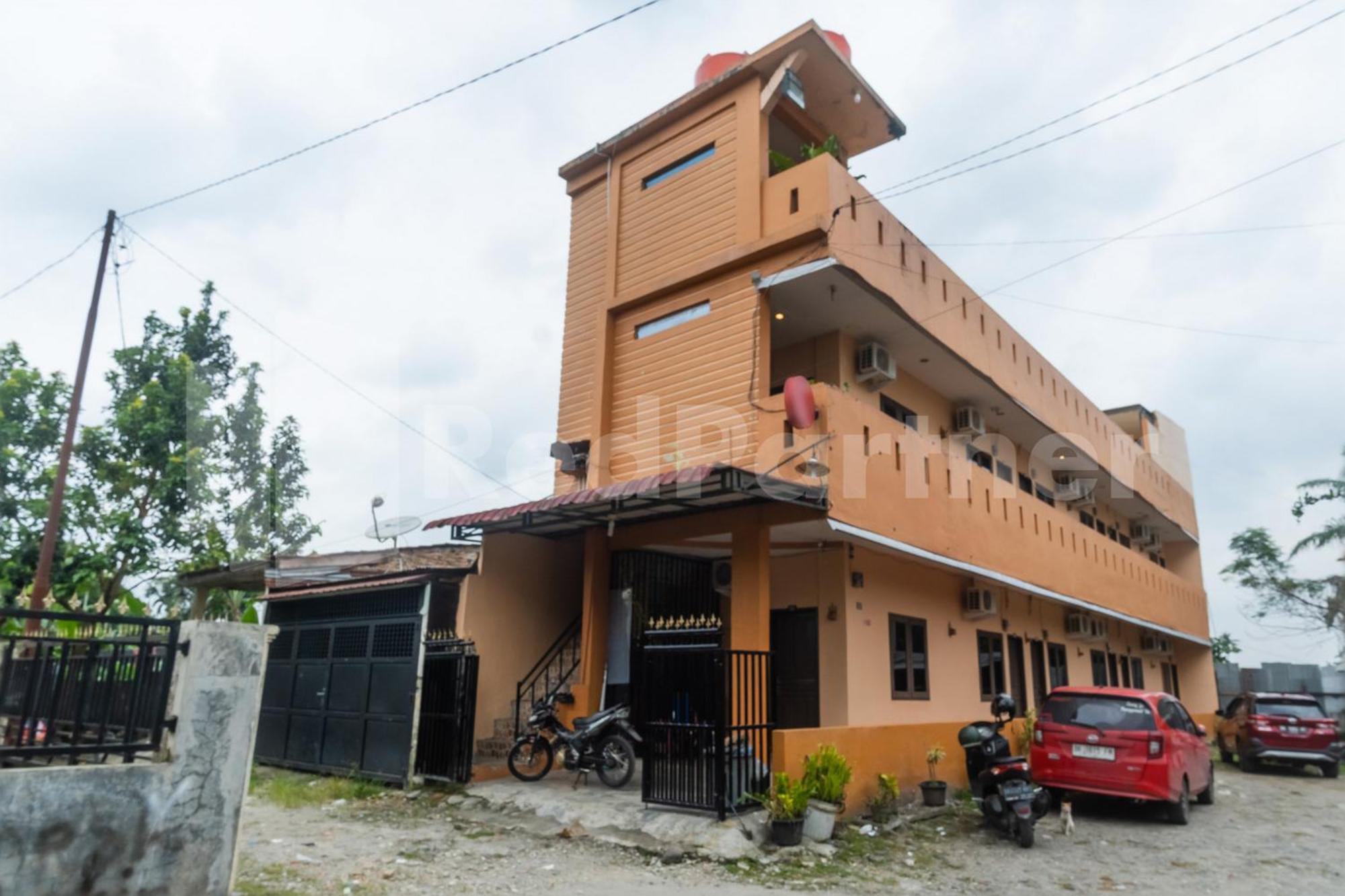 Teratai Guesthouse At Rs Adam Malik Medan Mitra Reddoorz Eksteriør bilde
